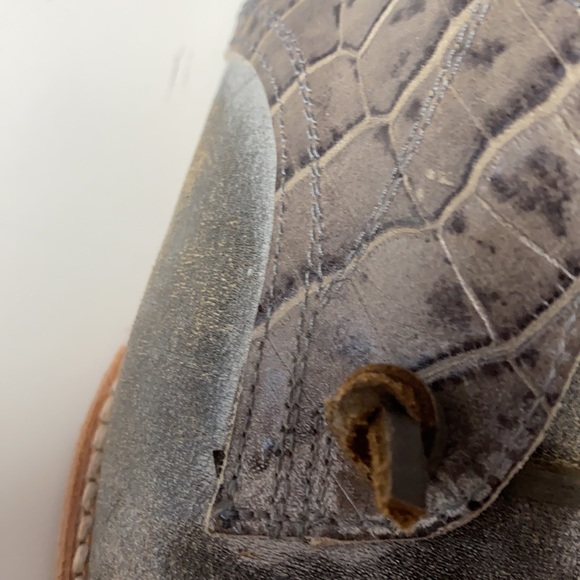 Free bird brogues. Worn once .size 8. Excellent condition - Picture 7 of 7